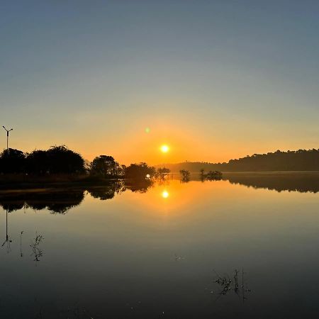Mountain N Lake Resort Igatpuri Buitenkant foto