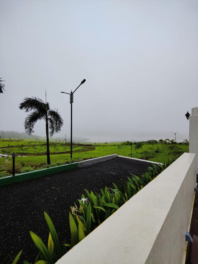 Mountain N Lake Resort Igatpuri Buitenkant foto